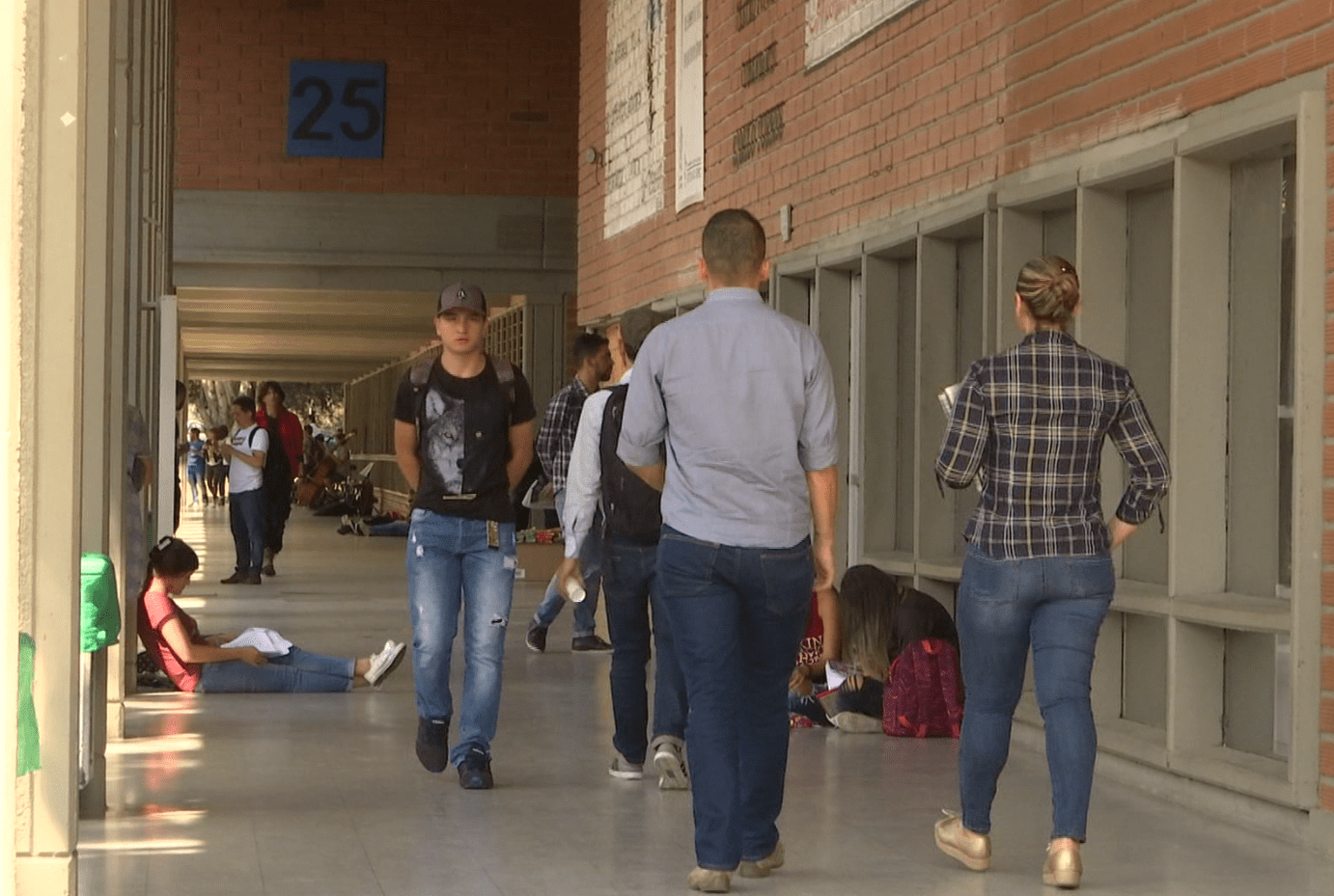 Más impuestos para el metro y universidades públicas tras aprobación de tasa de la seguridad