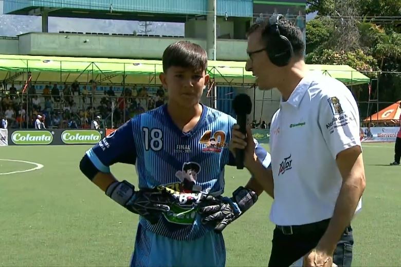 Arquero de Envigado protagonista en la clasificación de su equipo a la final del Babyfútbol