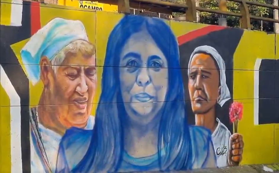 Artistas y la administración llegan a acuerdo para dejar el mural "Las Cuchas Tienen Razón"