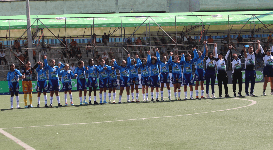 Así llegan Formas Íntimas y Llaneras a la gran final del Babyfútbol 2025