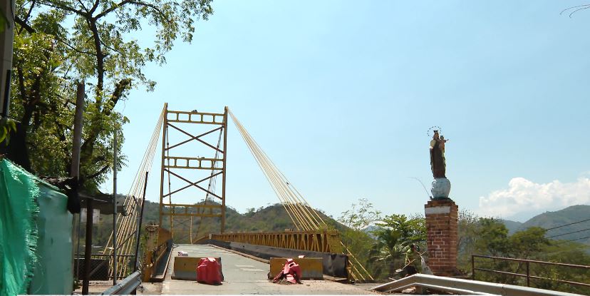 Piden mantenimiento del emblemático puente amarillo en Santa Fe de Antioquia