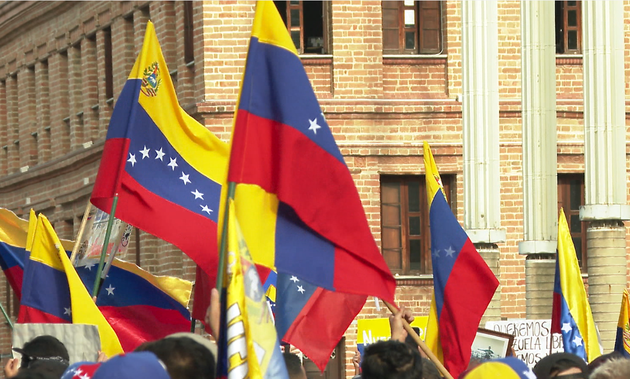 Comunidad venezolana en Medellín convoca concentración por posesión presidencial