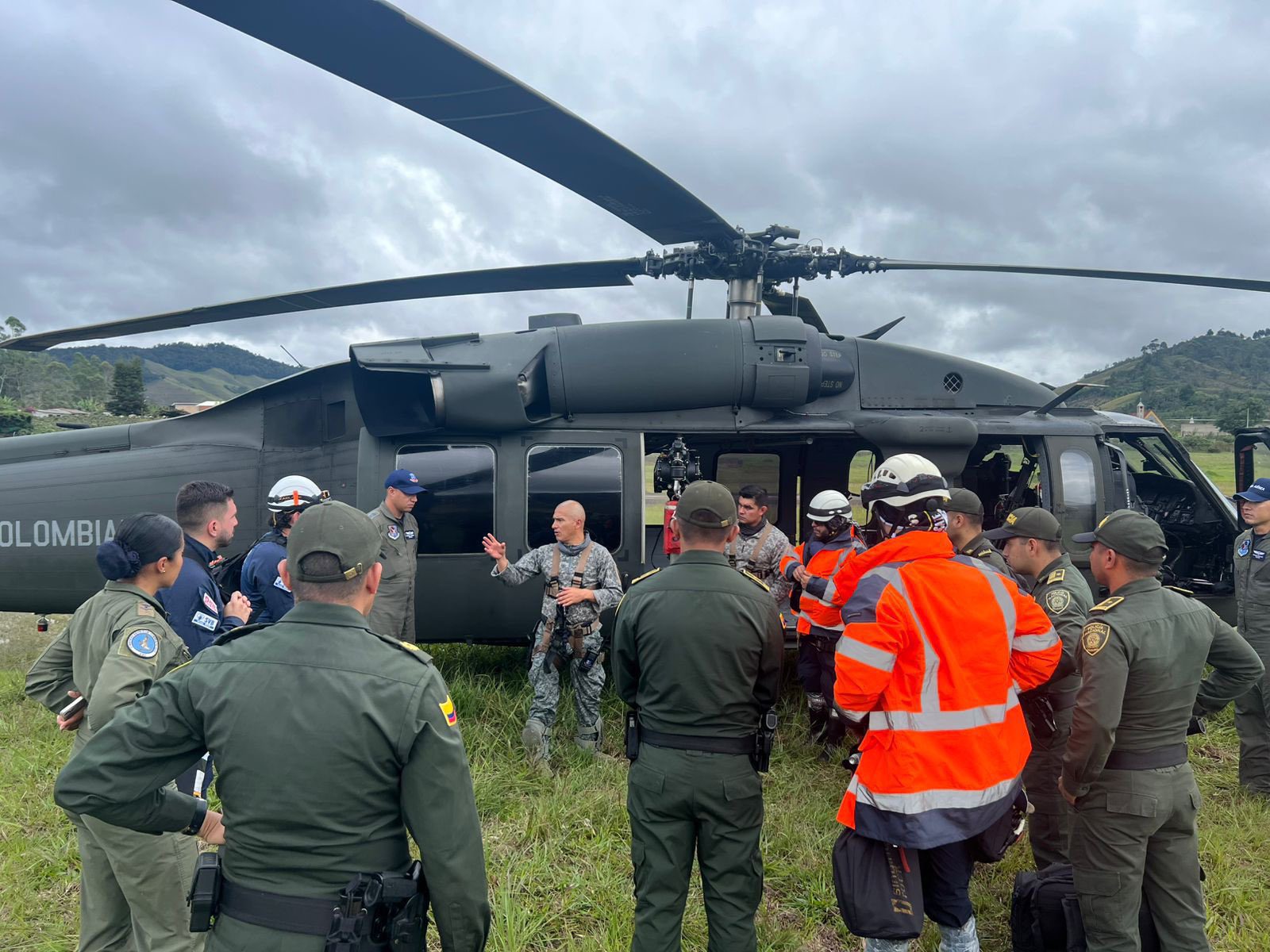 Descartan sobrevivientes en el accidente de una avioneta en Urrao