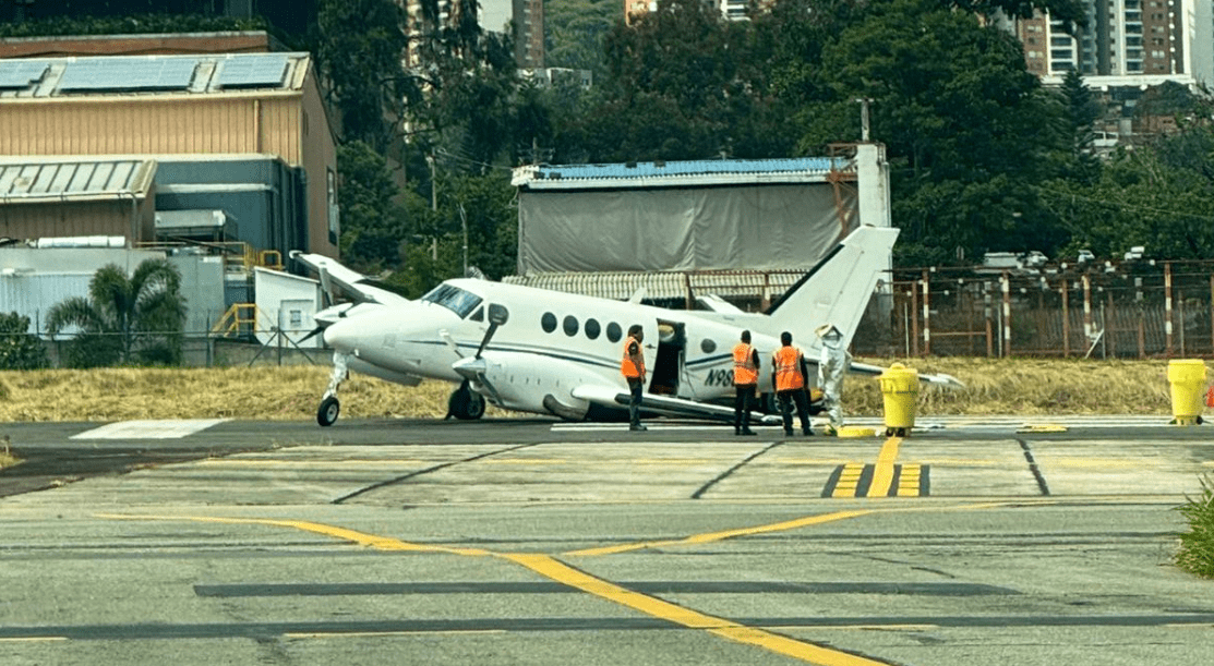 [Video] Así fue la emergencia de una avioneta en el aeropuerto Olaya Herrera