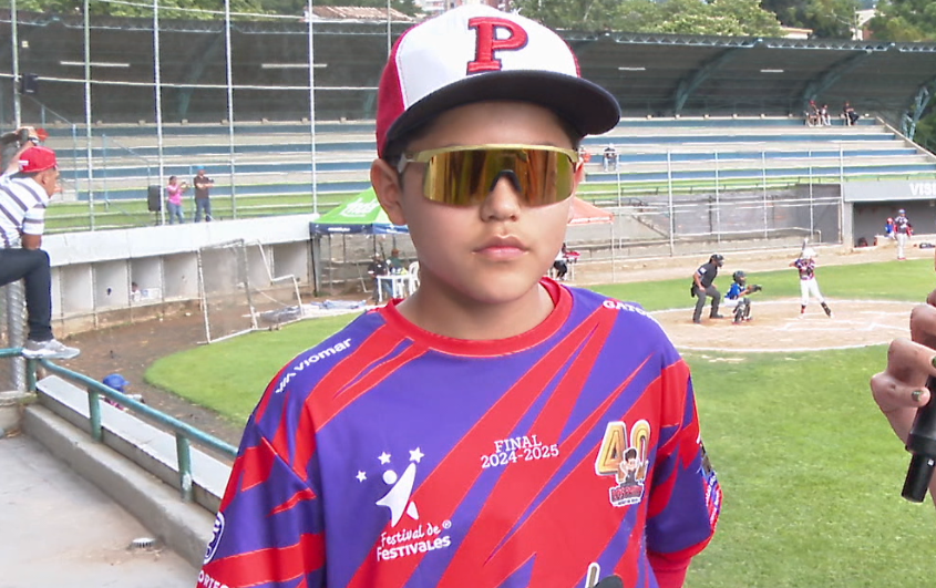 Diego González llegó desde México al Babybéisbol 2025