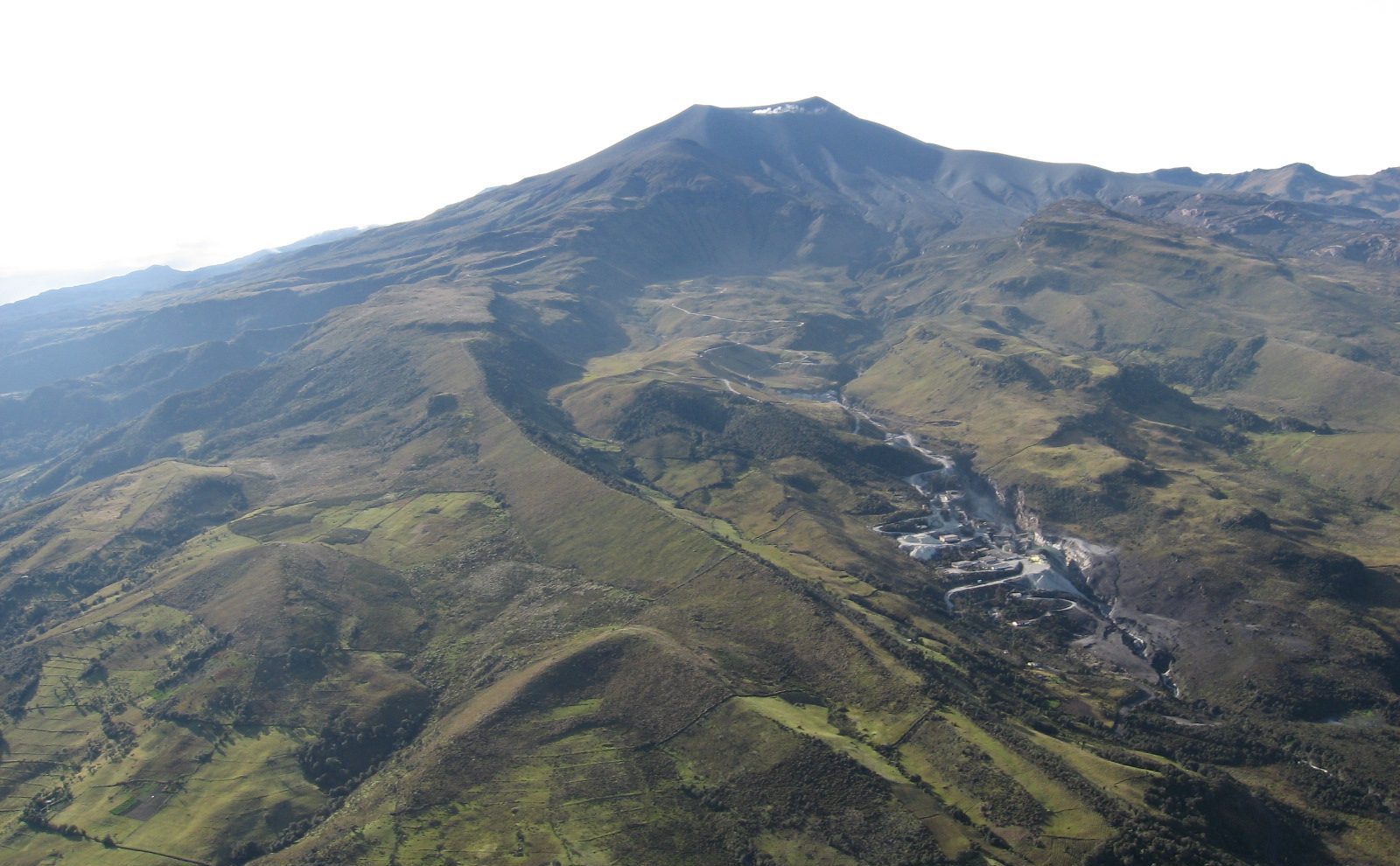 Alerta amarilla en Cauca por aumento de la actividad sísmica en el volcán Puracé