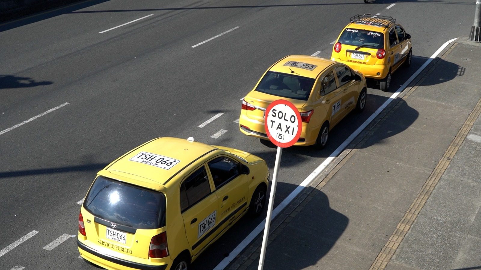 Así quedaron las tarifas de taxi en Medellín para 2025