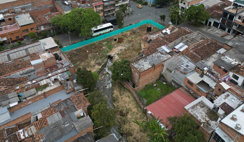 Construyen canal en quebrada La Honda para prevenir inundaciones