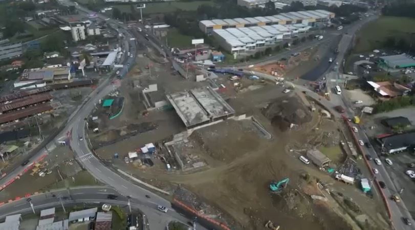 Habrá cambios en la movilidad por la construcción del intercambio vial en la glorieta del aeropuerto