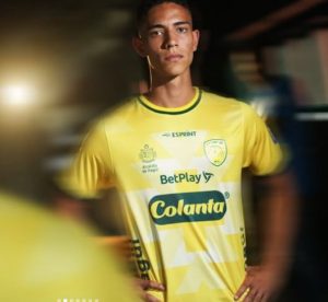 Leones home kit