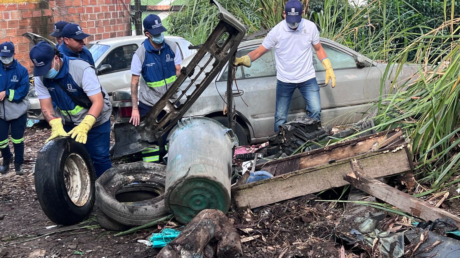 Recuperan lote público que estaba invadido para construir estación de Policía