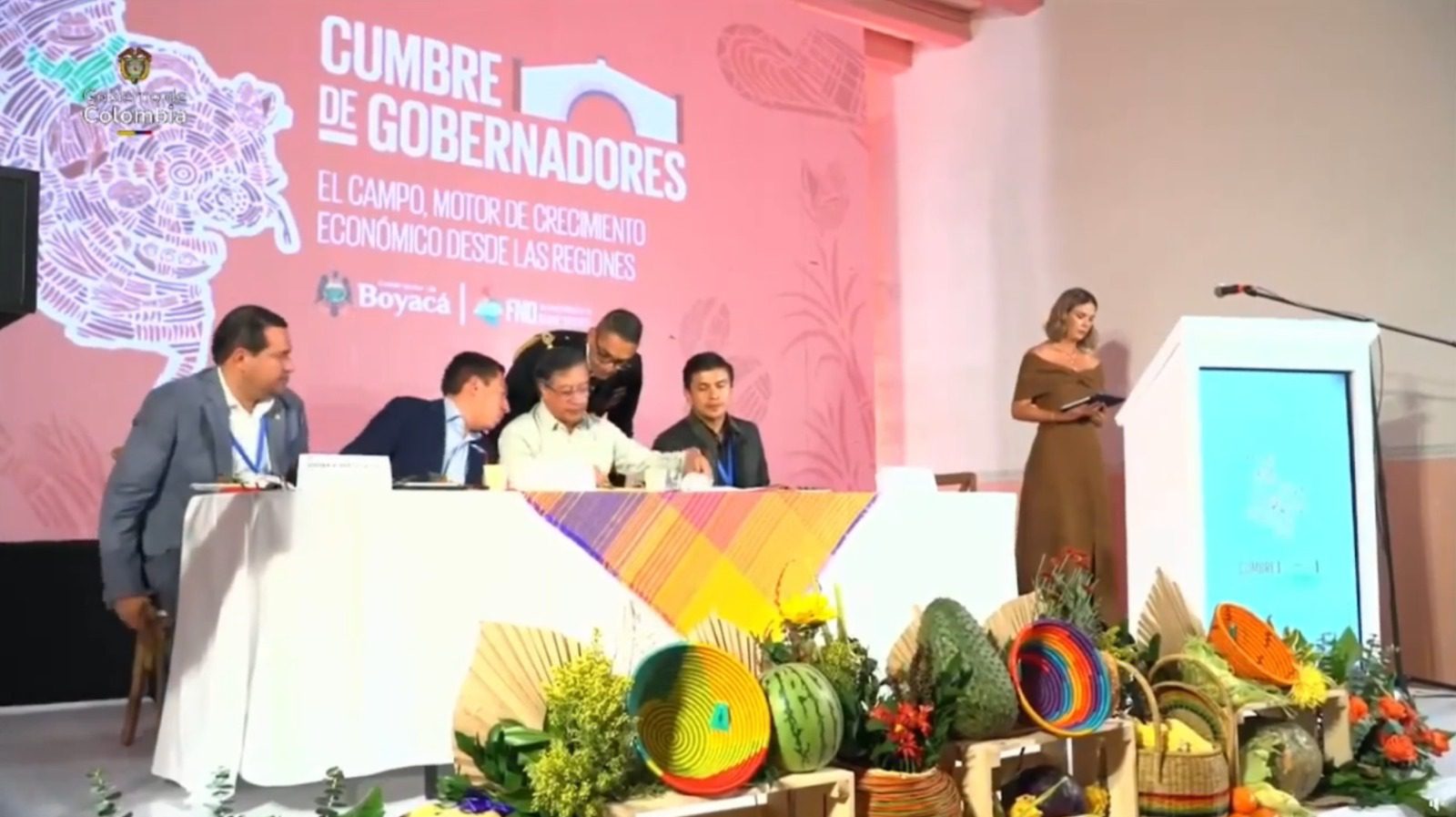 Gobernadores expresaron preocupación a Gustavo Petro por inseguridad en regiones