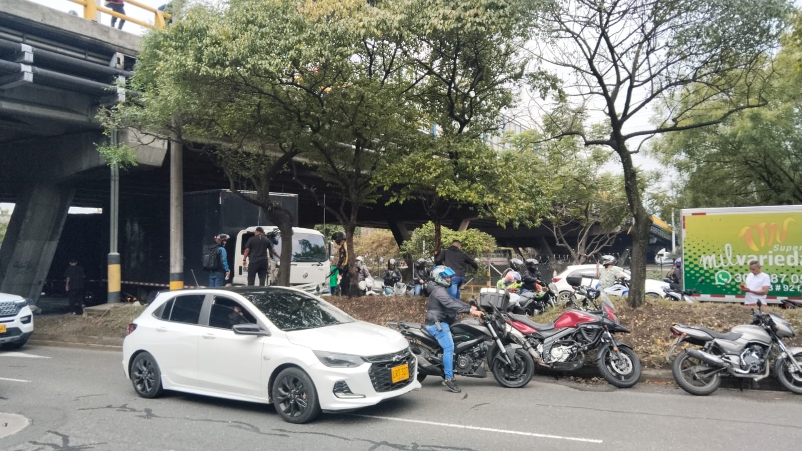 Accidente múltiple en la avenida Regional deja tres heridos