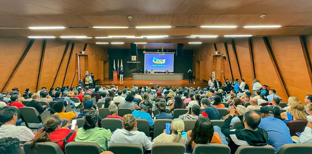 Medellín da importante paso con la instalación de primera mesa distrital de derechos humanos