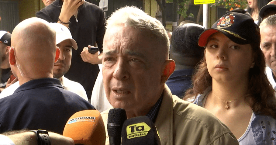 Expresidente Uribe habló sobre la situación de seguridad que vive el país