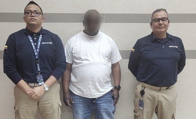 Inadmiten a otro extranjero que pretendía entrar a Medellín por historial criminal