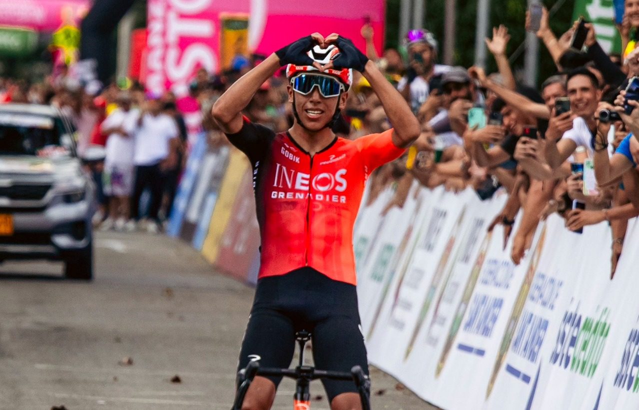 Egan Bernal tardó solo 6 días en volver tras fractura de clavícula: esta es la razón