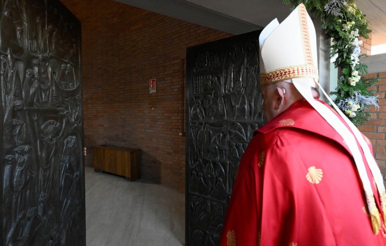 Papa Francisco envió mensaje de audio a feligreses desde el hospital