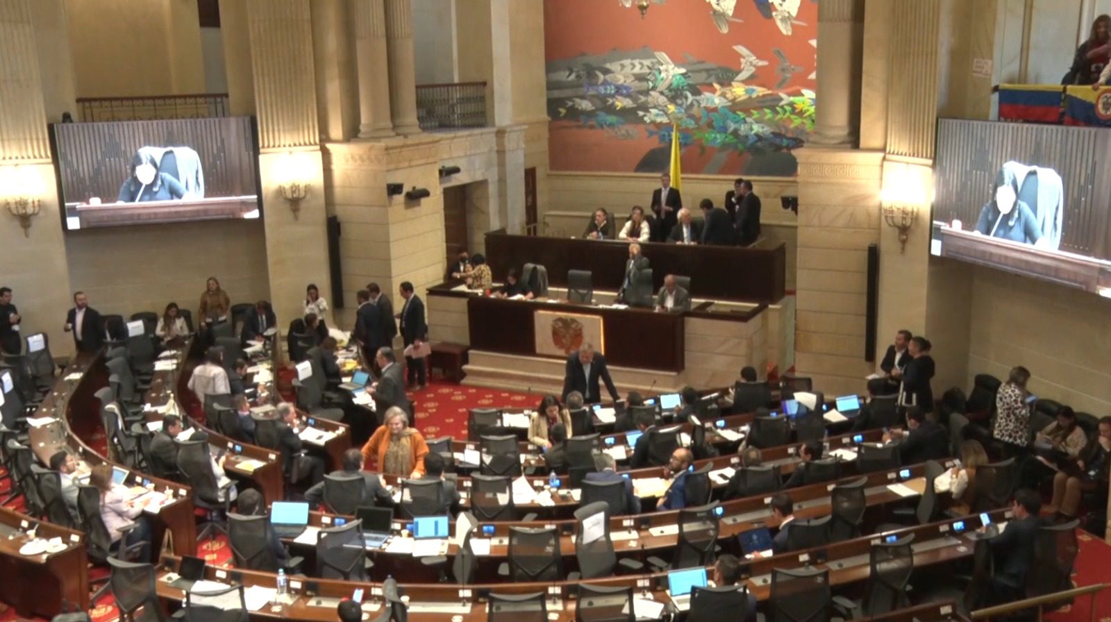 Reforma a la salud fue aprobada en plenaria de la Cámara: ahora le espera el Senado