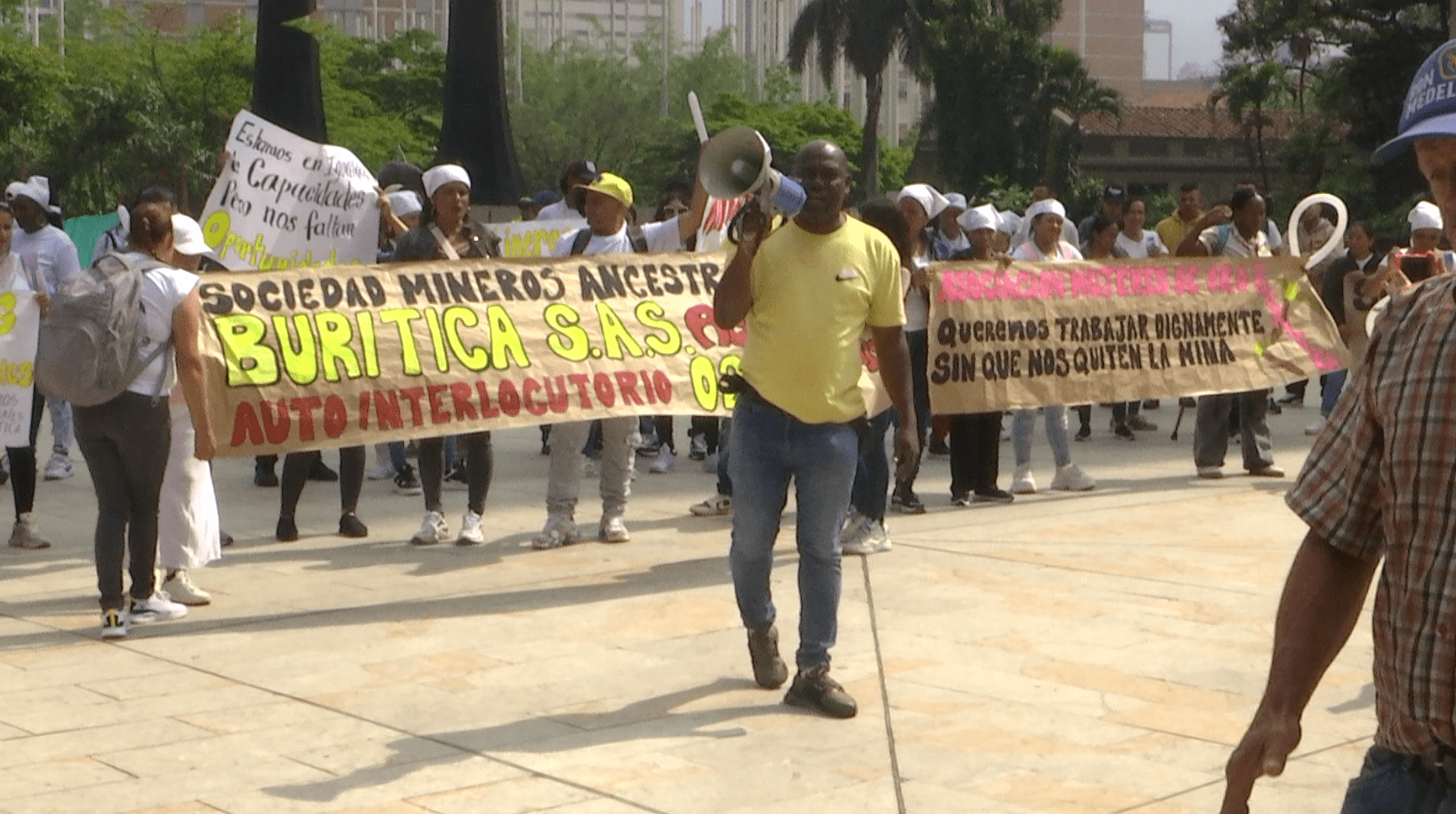 Mineros informales de Buriticá protestaron en La Alpujarra