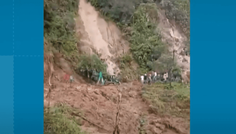 Derrumbes por lluvias tienen cerrada la vía a Nariño desde Sonsón