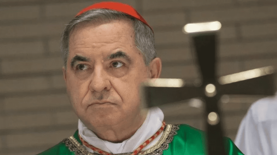 Cardenal condenado por el Vaticano renunció a participar en el cónclave