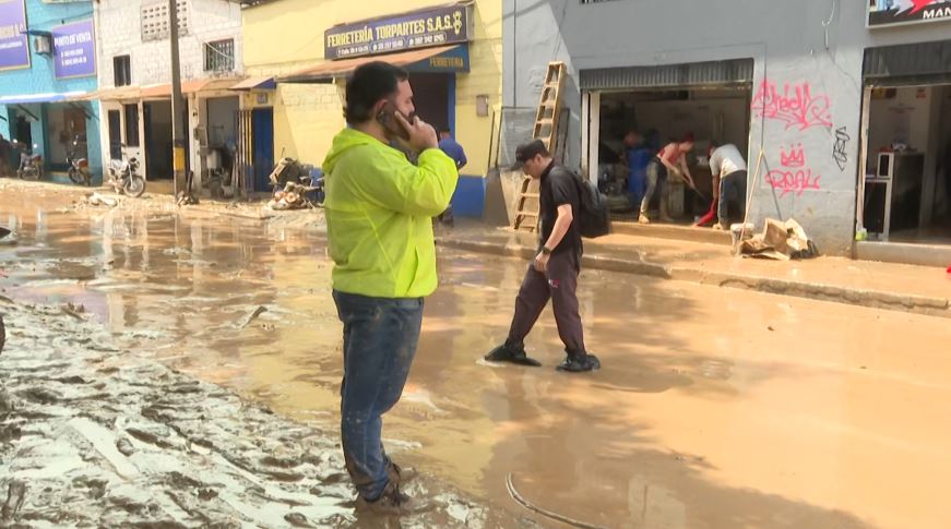 El aguacero también afectó los negocios de la calle 30, algunos con pérdidas millonarias