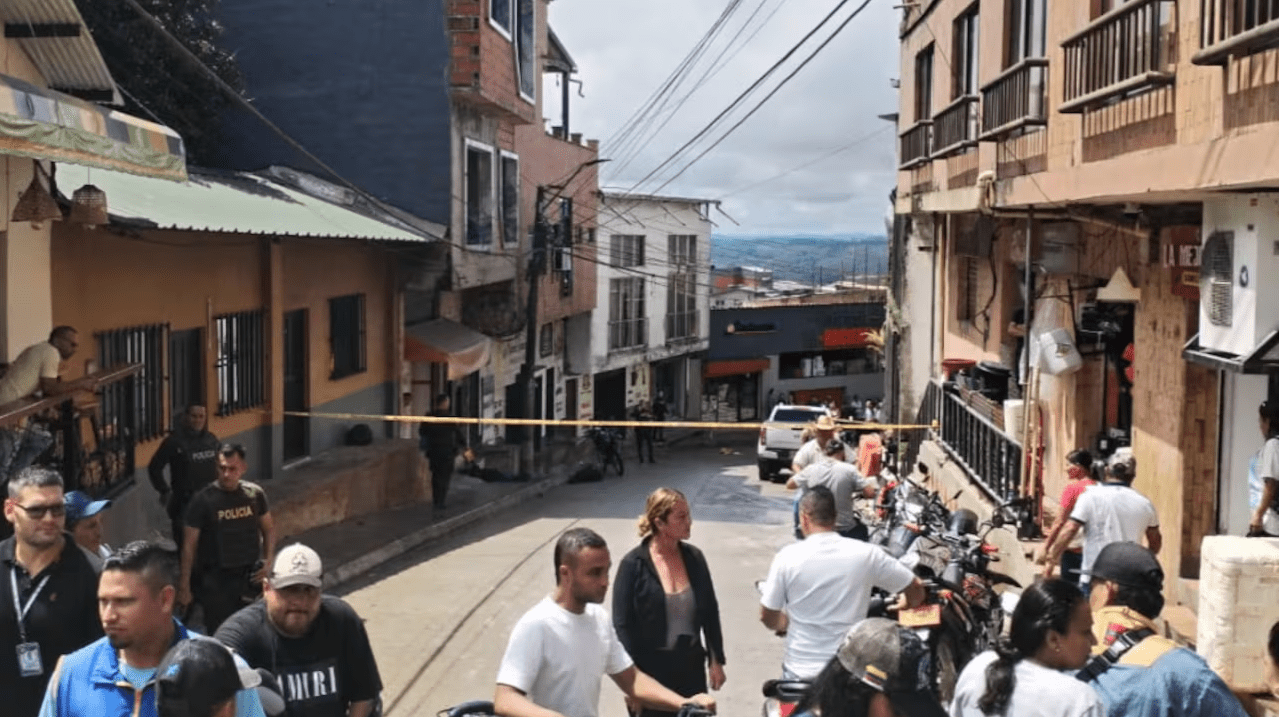 Mindefensa ofrece recompensa de $200 millones por información de asesinos de policías y soldados