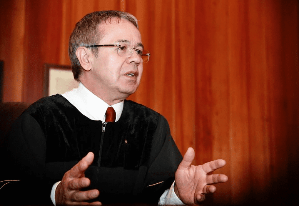 Investigan al exmagistrado Luis Antonio Hernández, abogado de Daniel Quintero