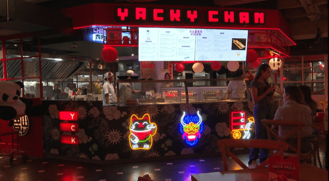 ¿Ya lo conoce En Medellín está el restaurante Yacky Chan
