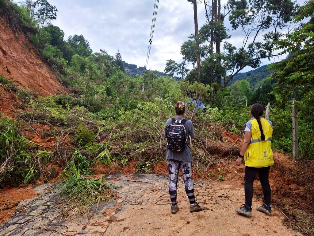 Emergencias por lluvias en Medellín ya dejan 1.143 personas afectadas