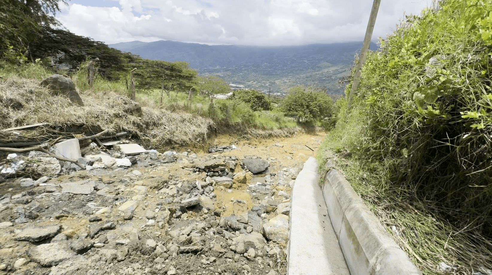 Las lluvias en Copacabana también generaron emergencias en varios sectores