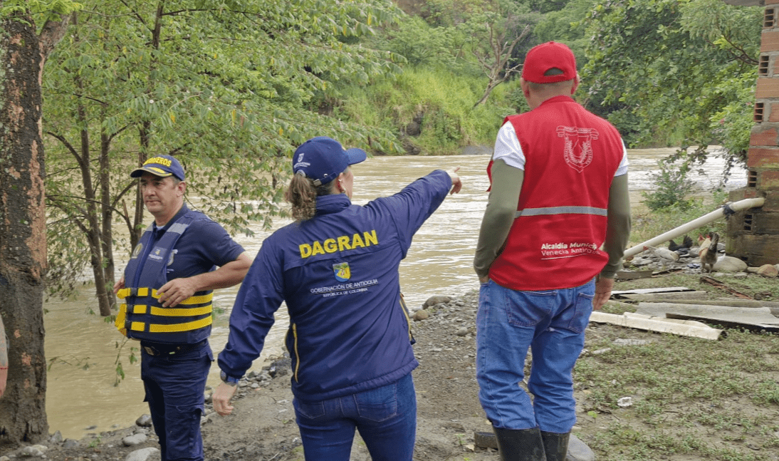 Alerta en el suroeste por represamiento del río San Juan: hay seis municipios aislados
