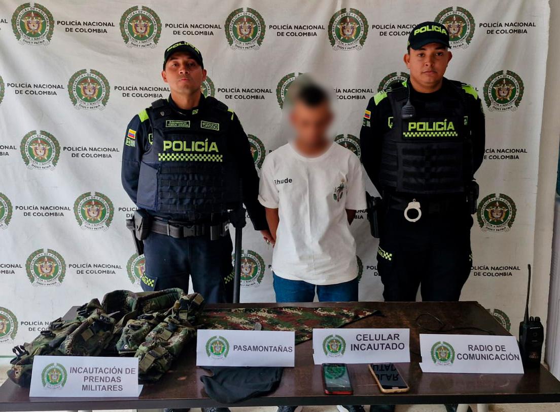Capturan con prendas militares a alias 'Diadema' cabecilla del grupo delincuencial 'La Sierra'