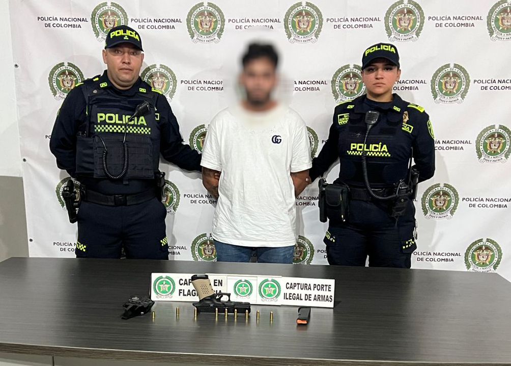 Hombre disparó a patrullera de la Policía en medio de labores de control en Aranjuez