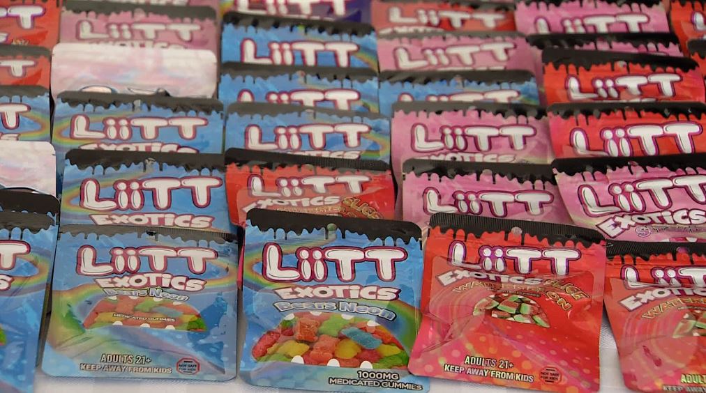Incautan 1.800 dulces a base de marihuana que pretendían ser comercializados en colegios
