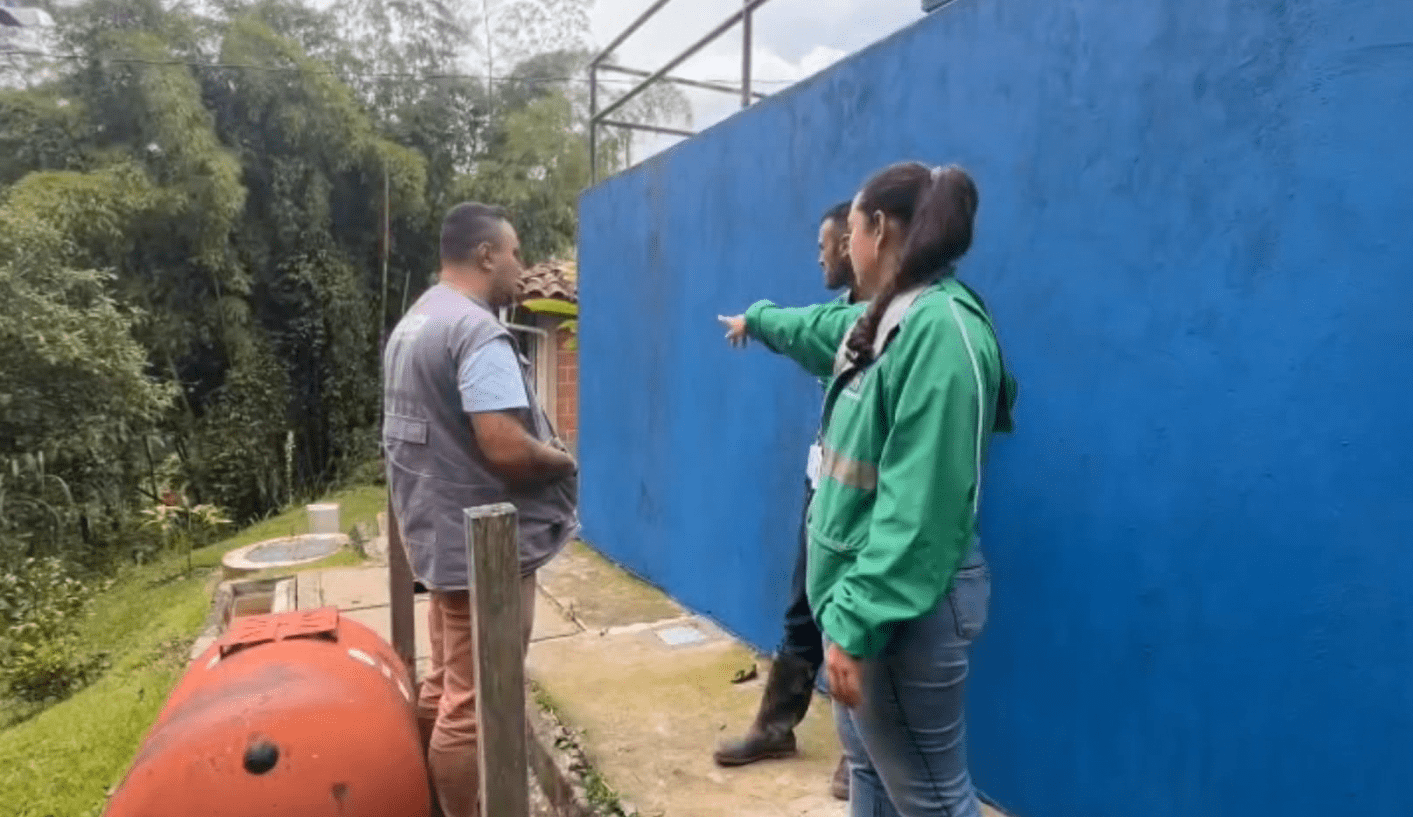 Seis acueductos han sido recuperados en Altavista tras daños por lluvias