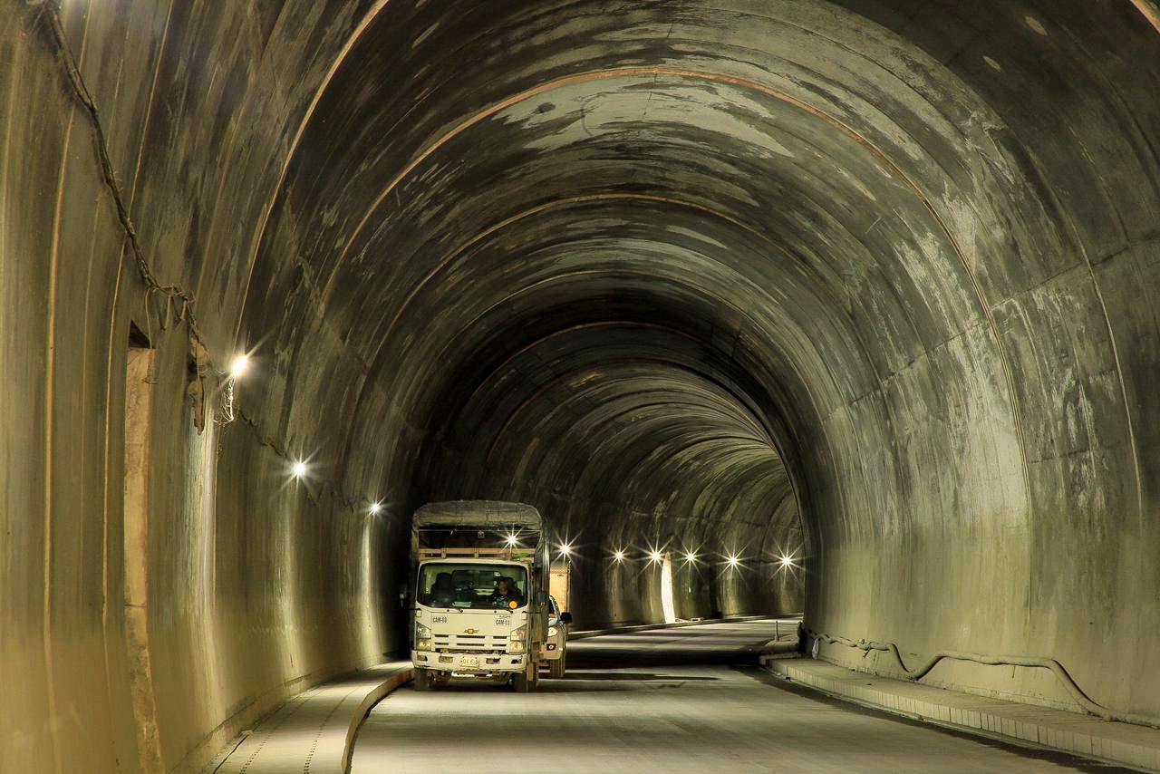 Tramo uno del Túnel del Toyo alcanza 99% de avance con los trabajos de revestimiento