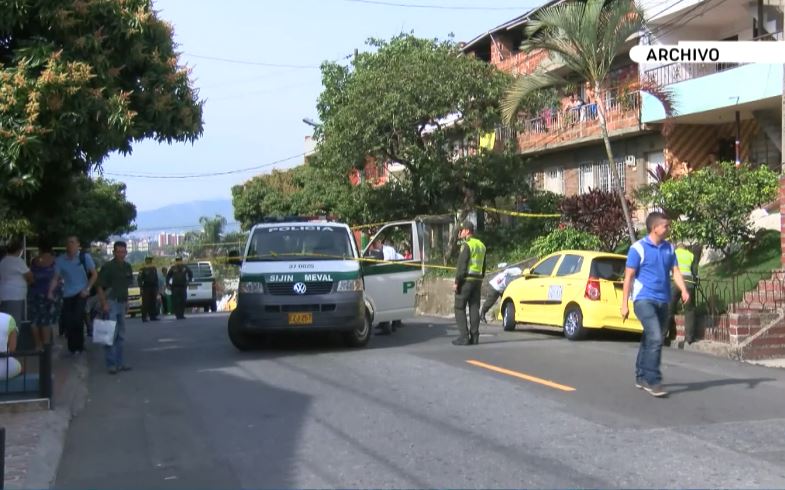 Encuentran muerte a mujer de 35 años con heridas de arma blanca