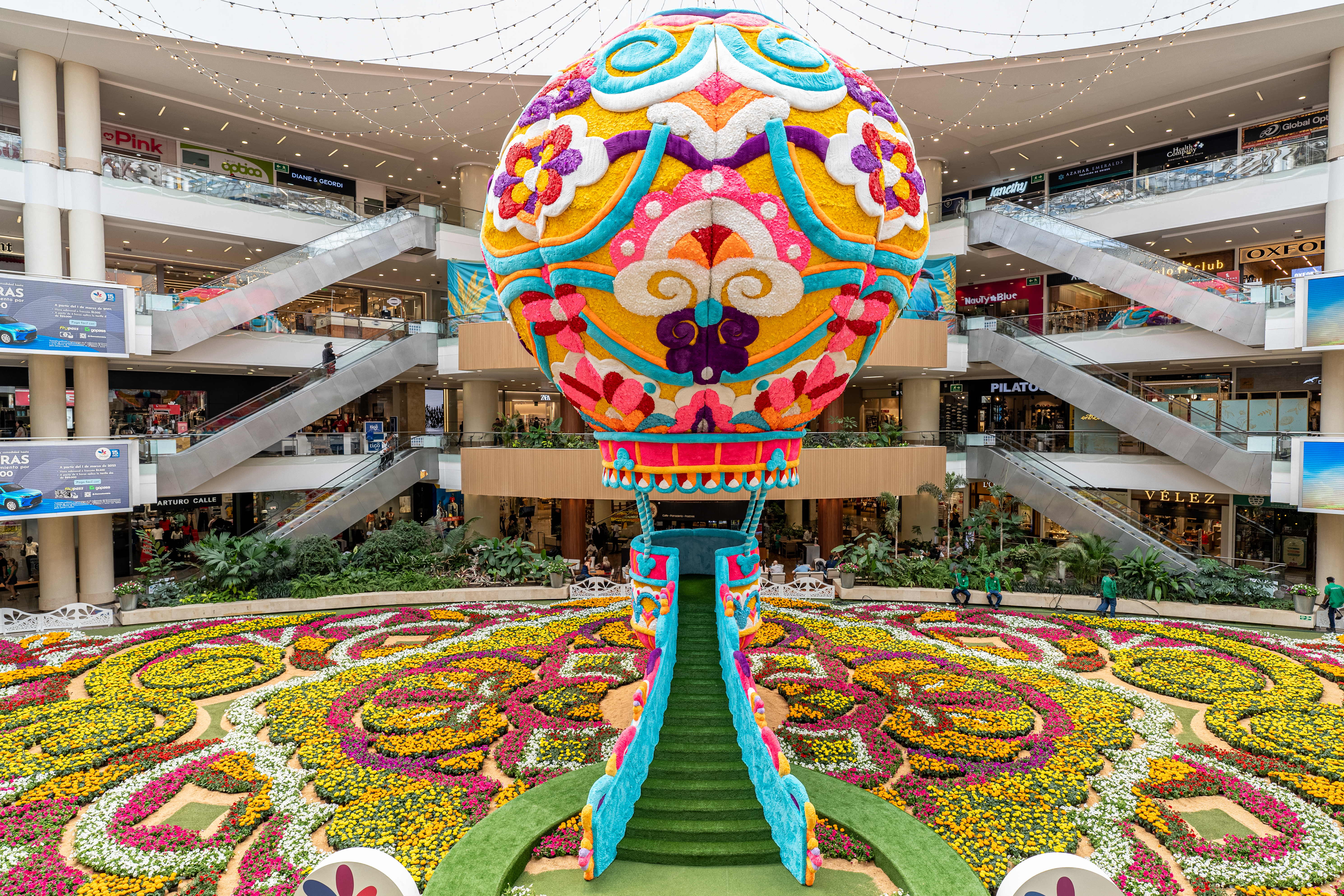 El Tapete de Flores más grande de Colombia se puede disfrutar en el Centro Comercial Santafé Medellín
