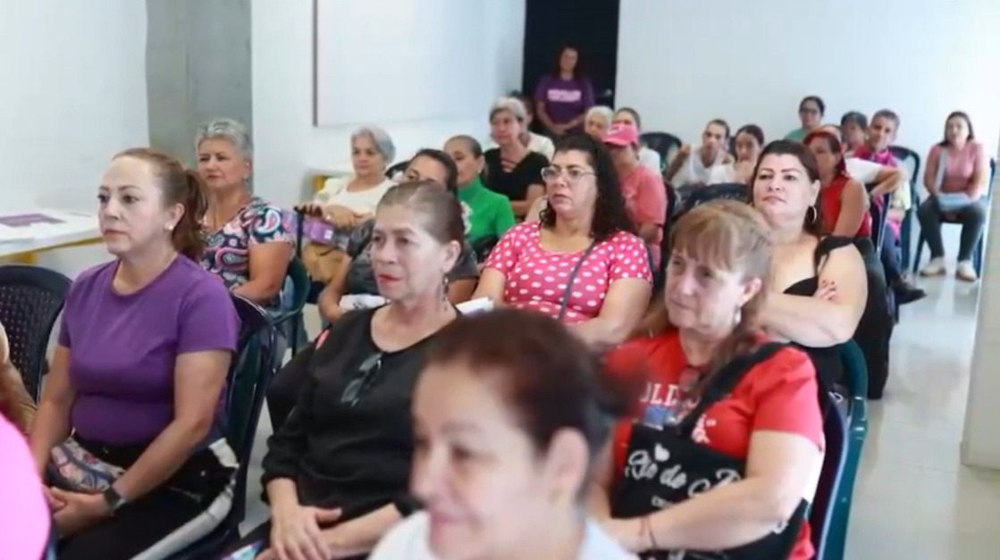 Primer círculo de cuidado de las mujeres en Medellín se creó en Manrique