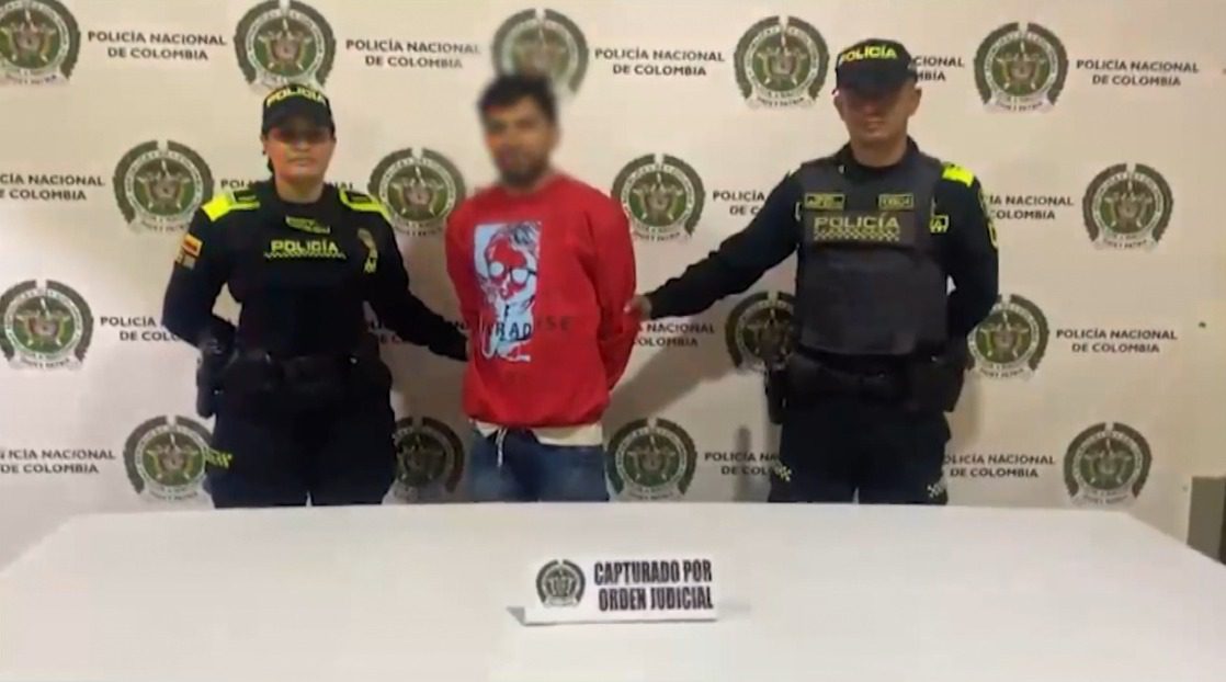 Capturan en Medellín a hombre señalado por homicidio, tortura y desplazamiento