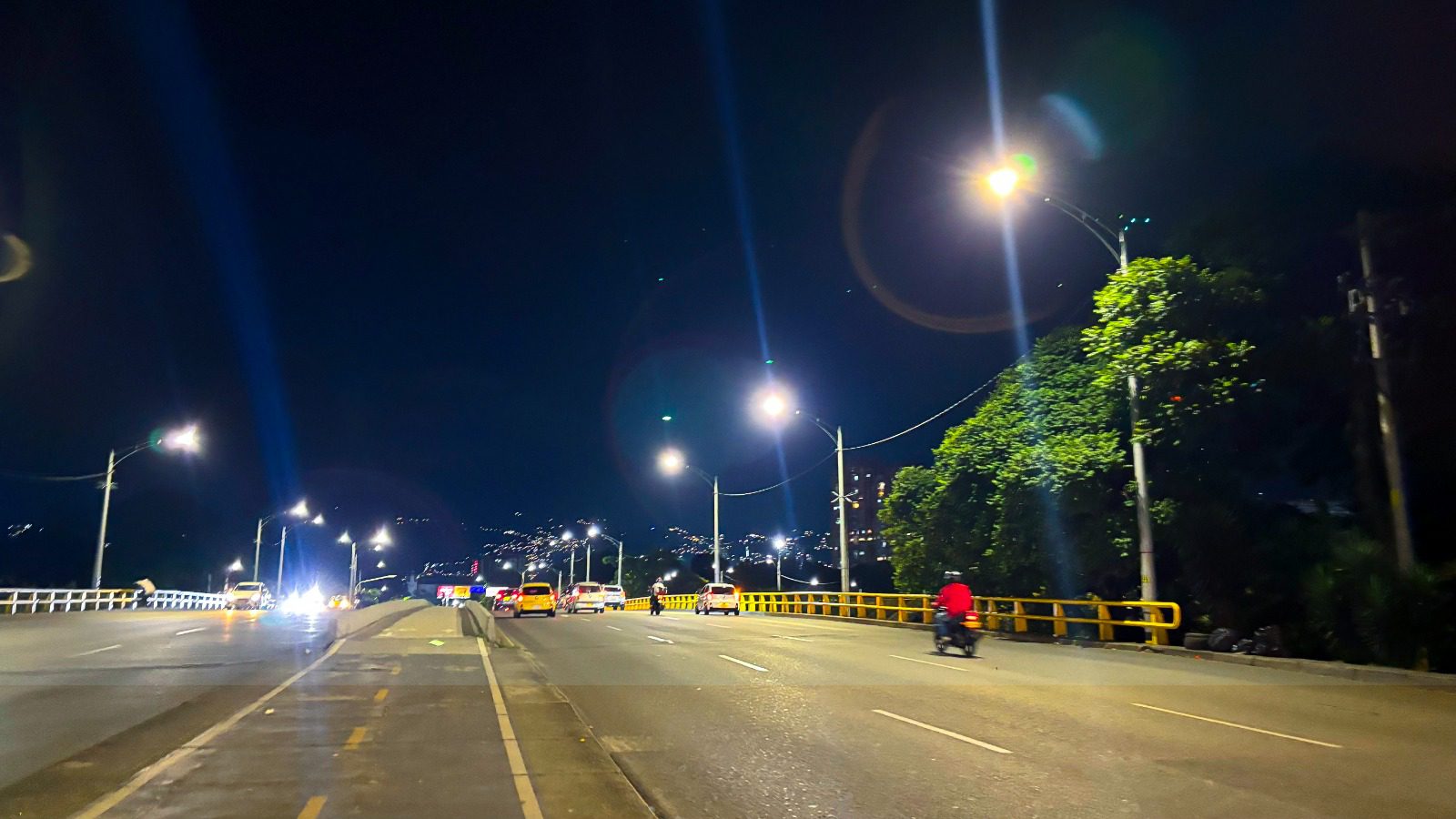 Puentes de San Juan y San Diego estrenan iluminación después de 20 años
