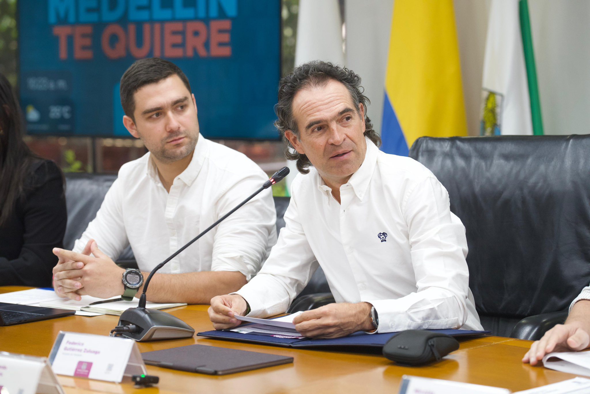 Alcalde de Medellín, Federico Gutiérrez, el mandatario con mejor imagen favorable, según encuesta