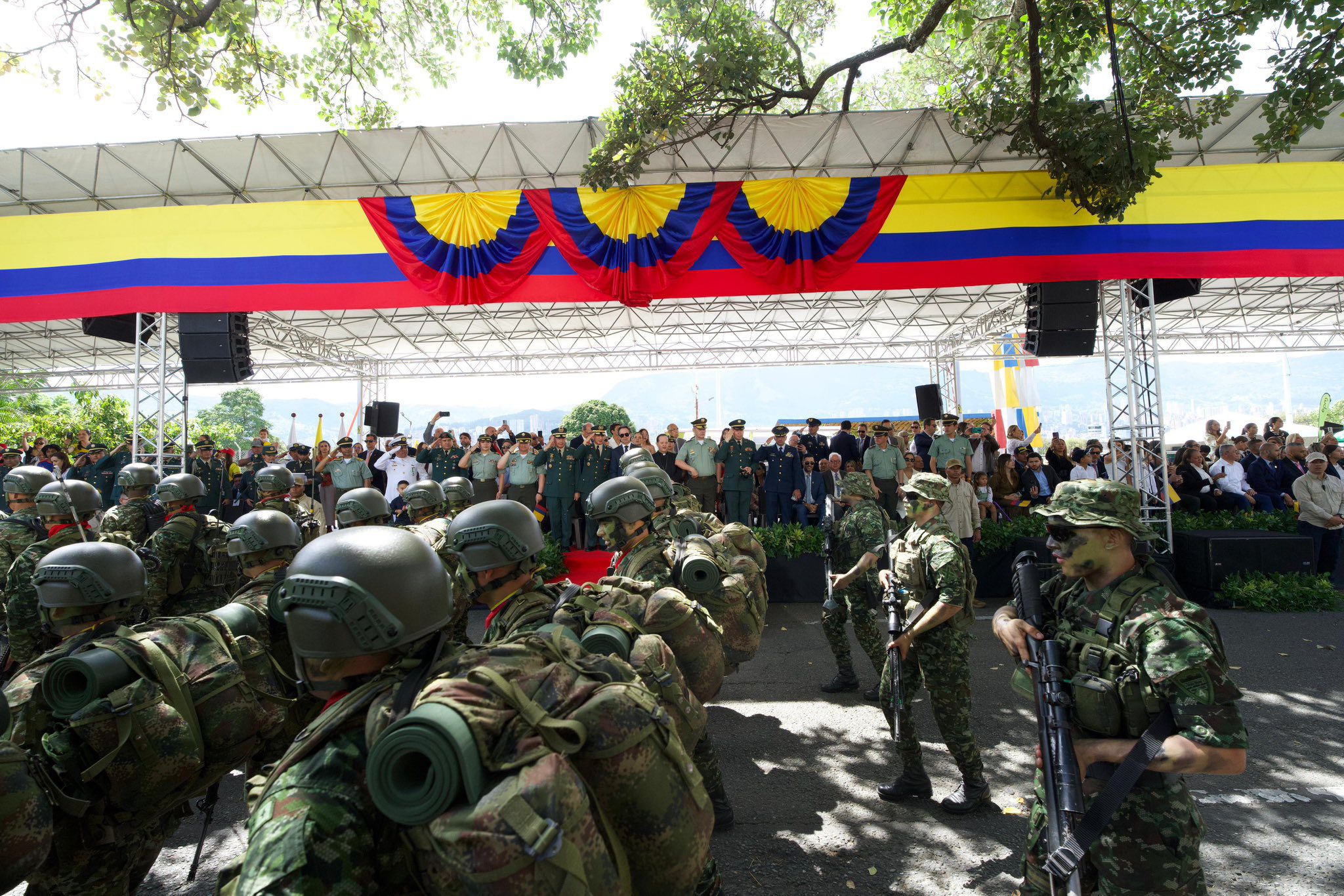 Así se vivió el desfile militar del 20 de julio en Medellín