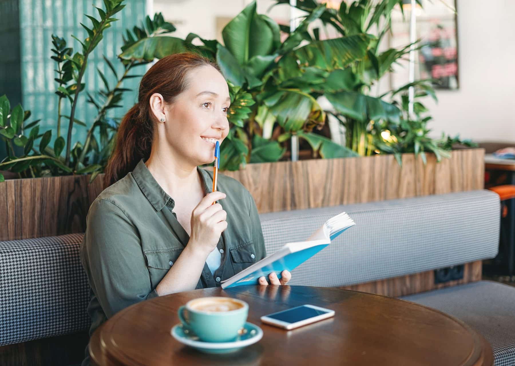 El inicio de un nuevo año es una oportunidad perfecta para plantearte metas claras y alcanzables. Para 2025, la clave es definir objetivos SMART (específicos, medibles, alcanzables, relevantes y con tiempo definido). Por ejemplo, en lugar de decir 