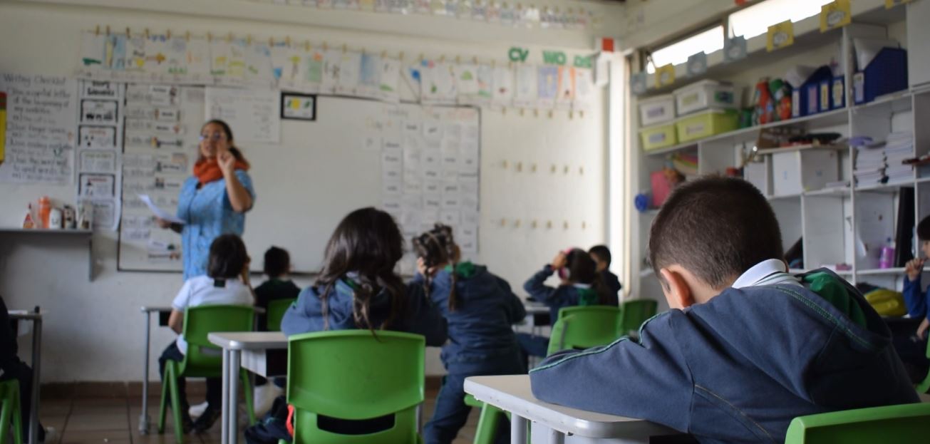 24 mil niños y jóvenes regresaron a las aulas de clase en Medellín en 2024