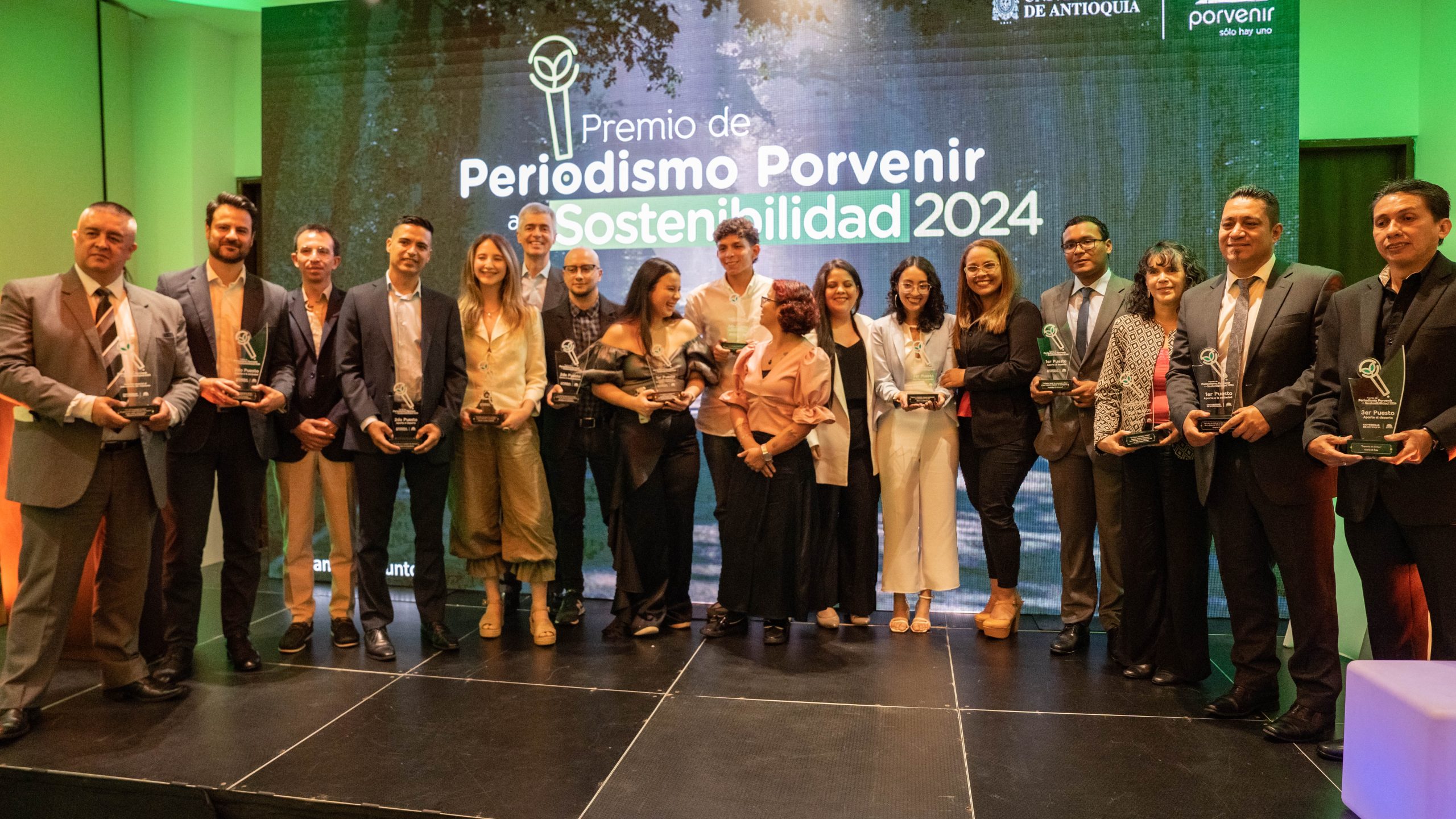 Abierta la convocatoria al Premio de Periodismo Porvenir y la UdeA a la Sostenibilidad 2025