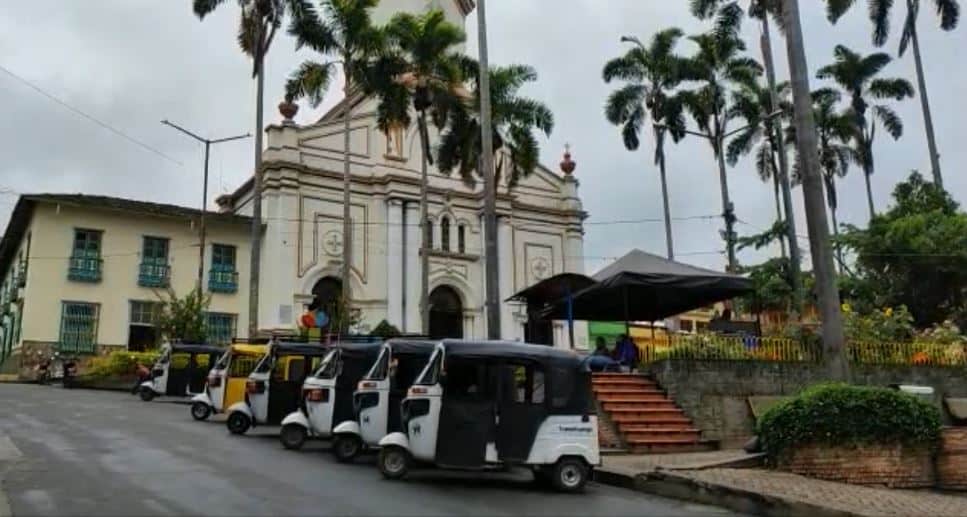 427 estudiantes en Ituango siguen sin asistir al colegio por amenazas de grupos ilegales