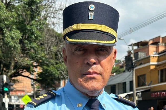 Agente de tránsito se desmayó por falla cardiaca mientras estaba en la Maratón Medellín